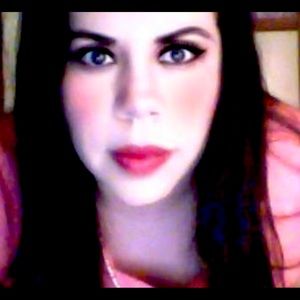 Meet your Posher, Tania